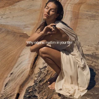 A golden glow shouldn’t come at the cost of your skin.
That’s why organic matters. Our self-tan heroes are powered by skin-loving ingredients that hydrate, soothe and nourish, so your glow looks natural and feels healthy
#skinhealth #threewarriors #organic