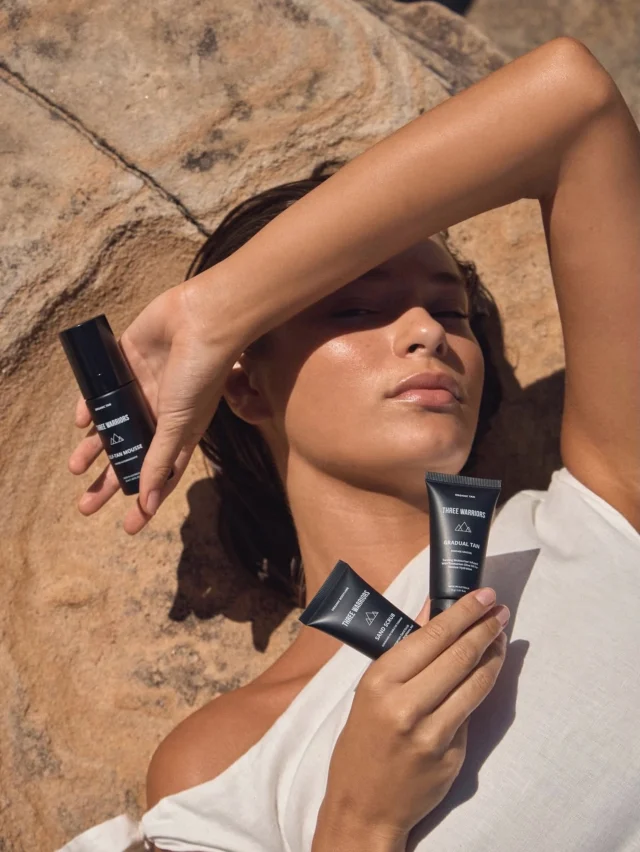 Coming soon! 

A premium travel tanning collection from Three Warriors! Designed for jet-setters, weekend escapes and glow-lovers alike, Now available to pre order 🤎

#organictan #threewarriors #professionaltanning