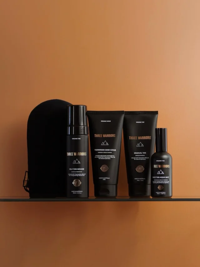 The only routine you need for a golden glow ✨

Meet The Tan Routine - your ultimate line-up for the perfect bronze this A/W 

Available online and instore 🤎
#threewarriorstanning #organictan